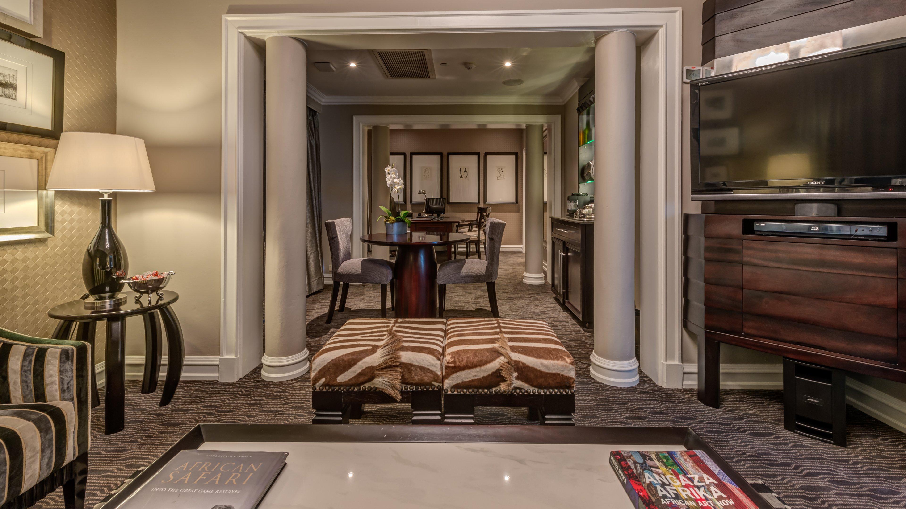 Intercontinental Johannesburg Or Tambo Airport Hotel By Ihg Kempton Park Bagian luar foto A suite at The Ivy Hotel